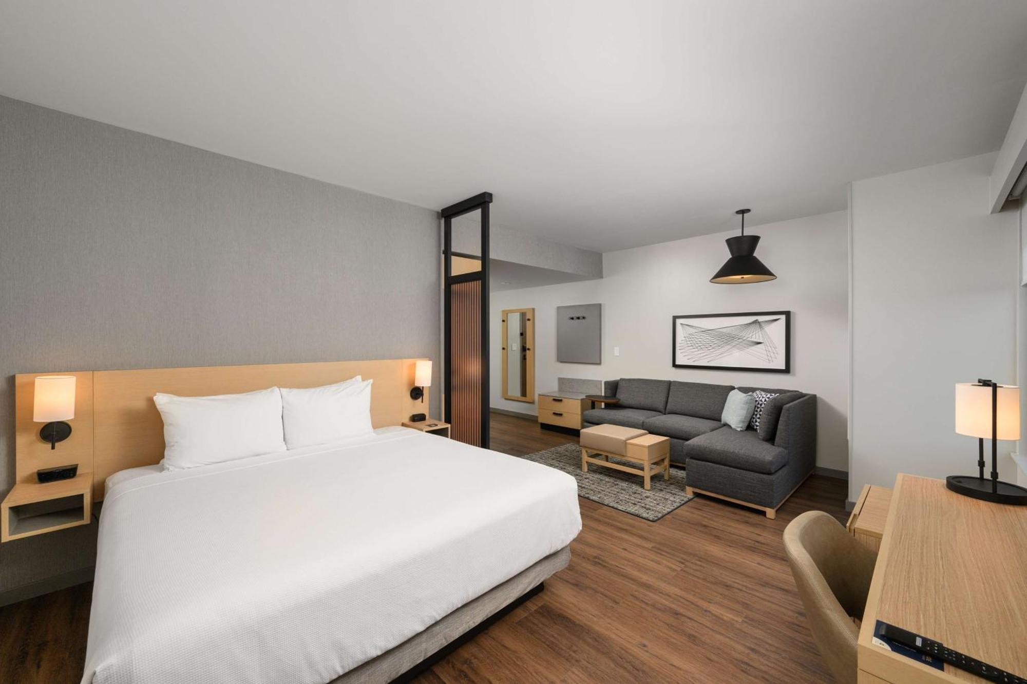 Hyatt Place Downtown 3* Albany